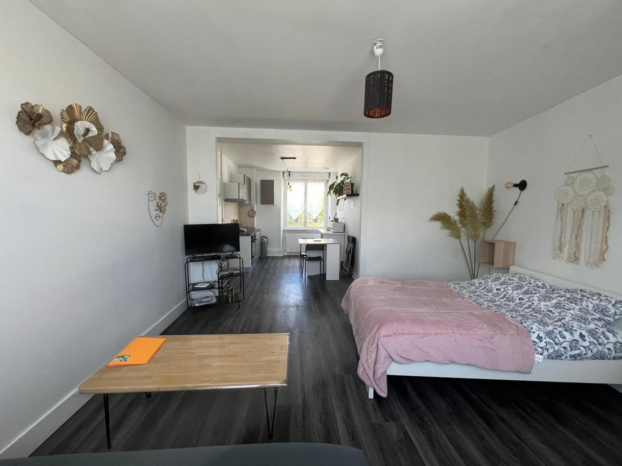 Joli T1 Avec Parking Gratuit